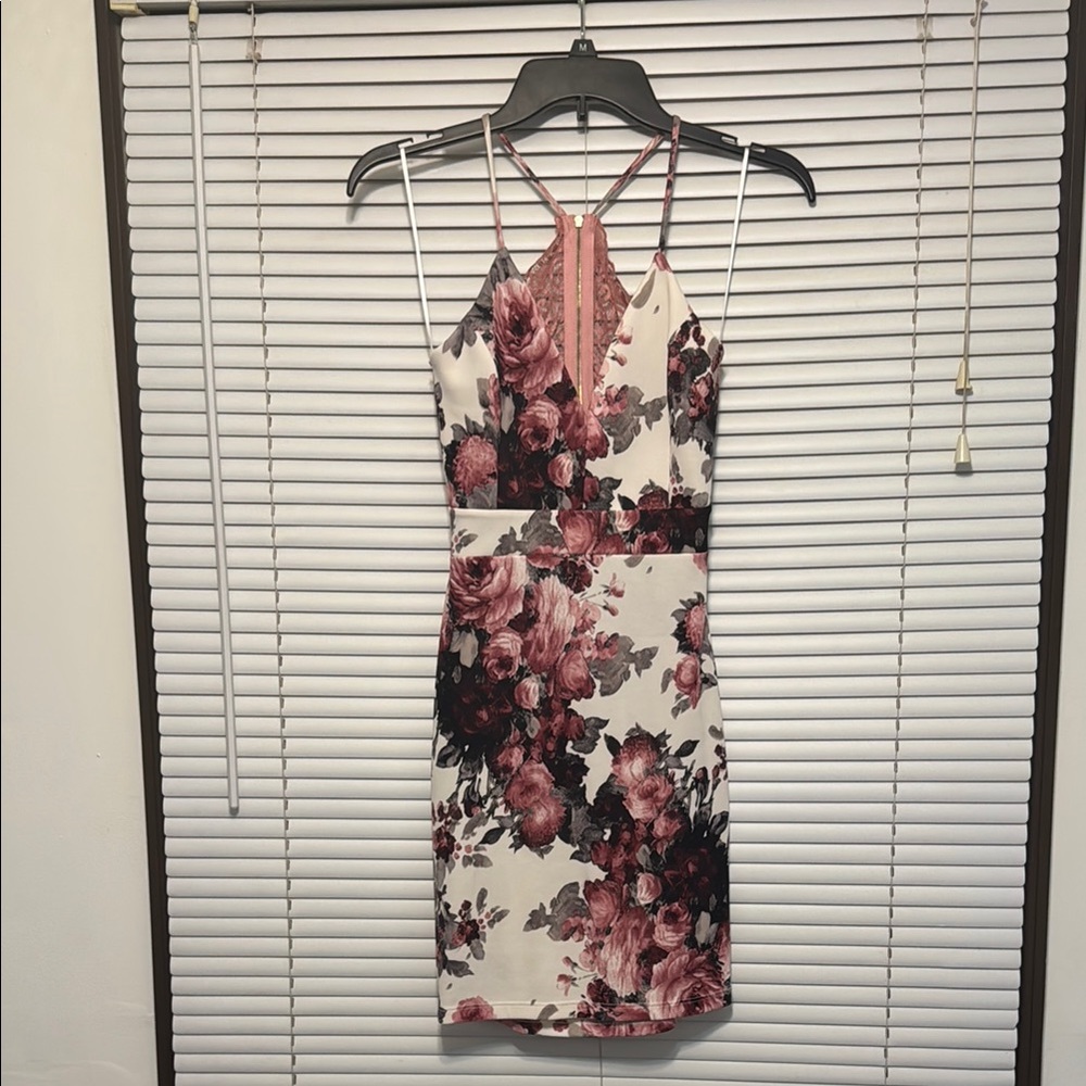Windsor Pink Sleeveless Halter Sheath Cocktail Dress